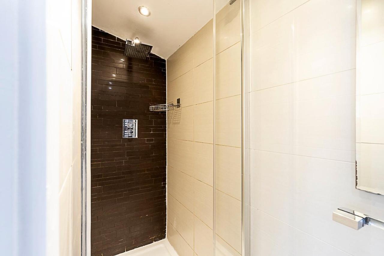 Modern Airy 2-bed Gem In Trendy Stoke Newington * Londra